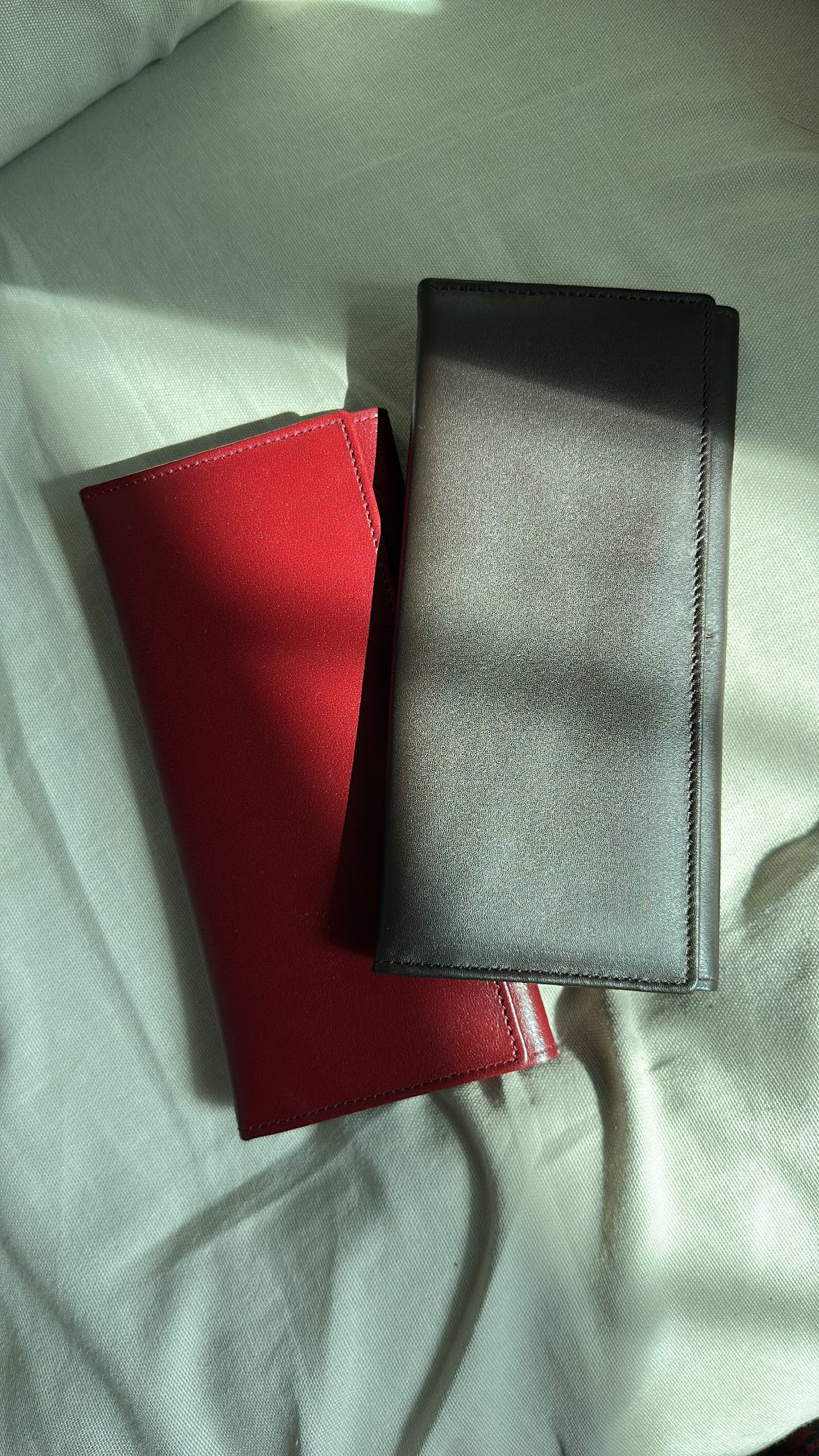 Buttoned Long Wallet