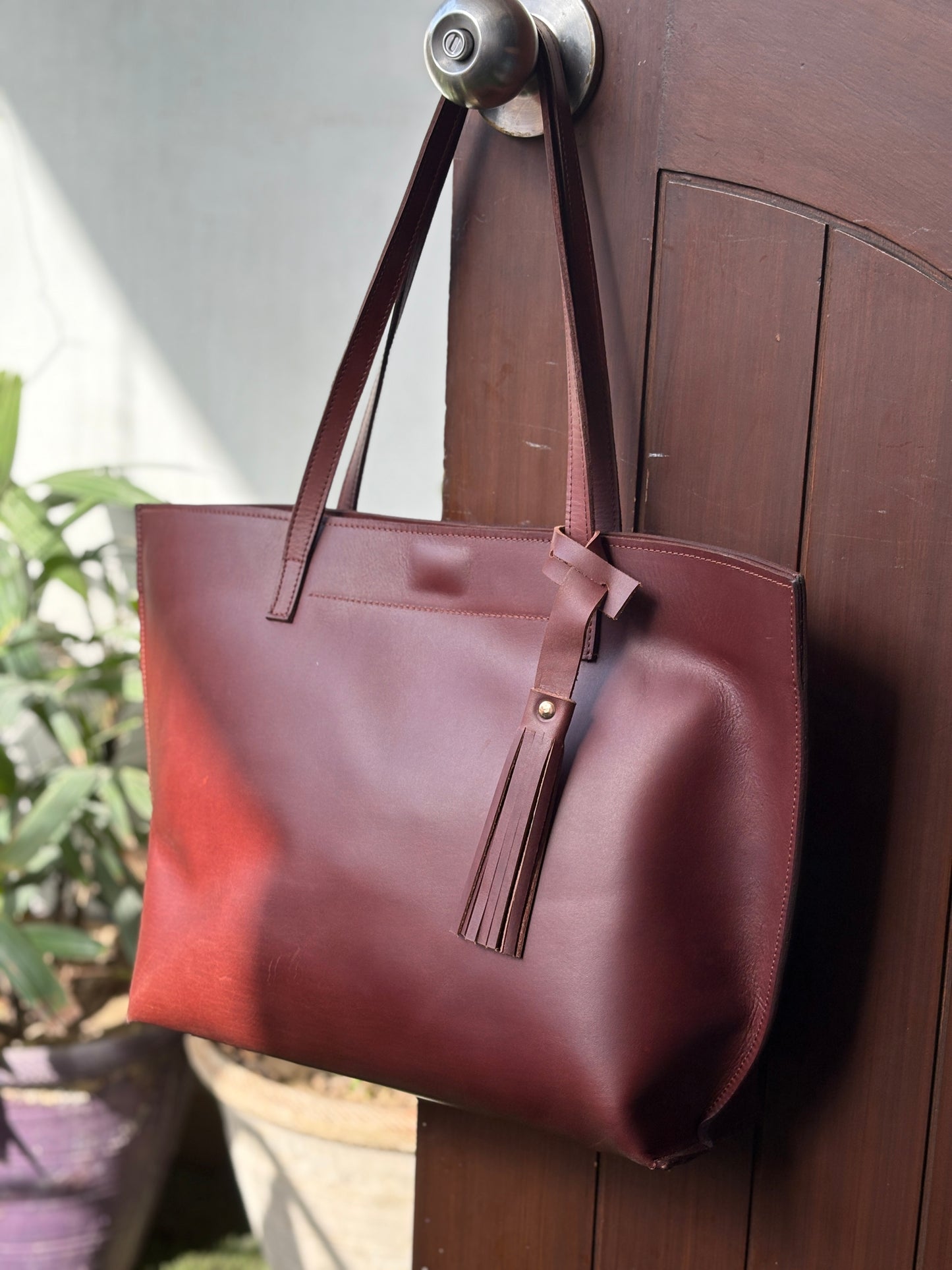 Classic Tote Bag (Raw)