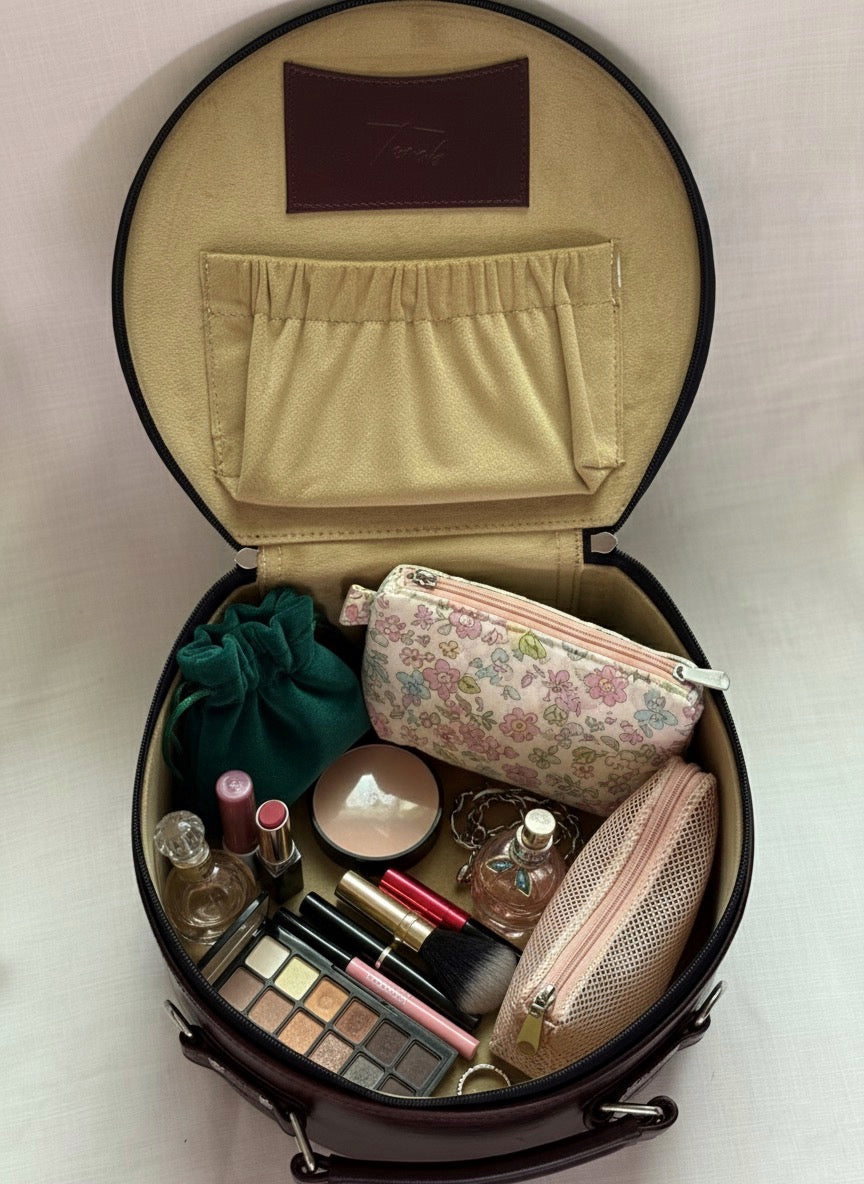 The Keeper (Paagri Box/Vanity Case)